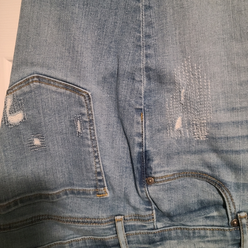 LOFT Modern Skinny Jeans - Picture 3 of 6